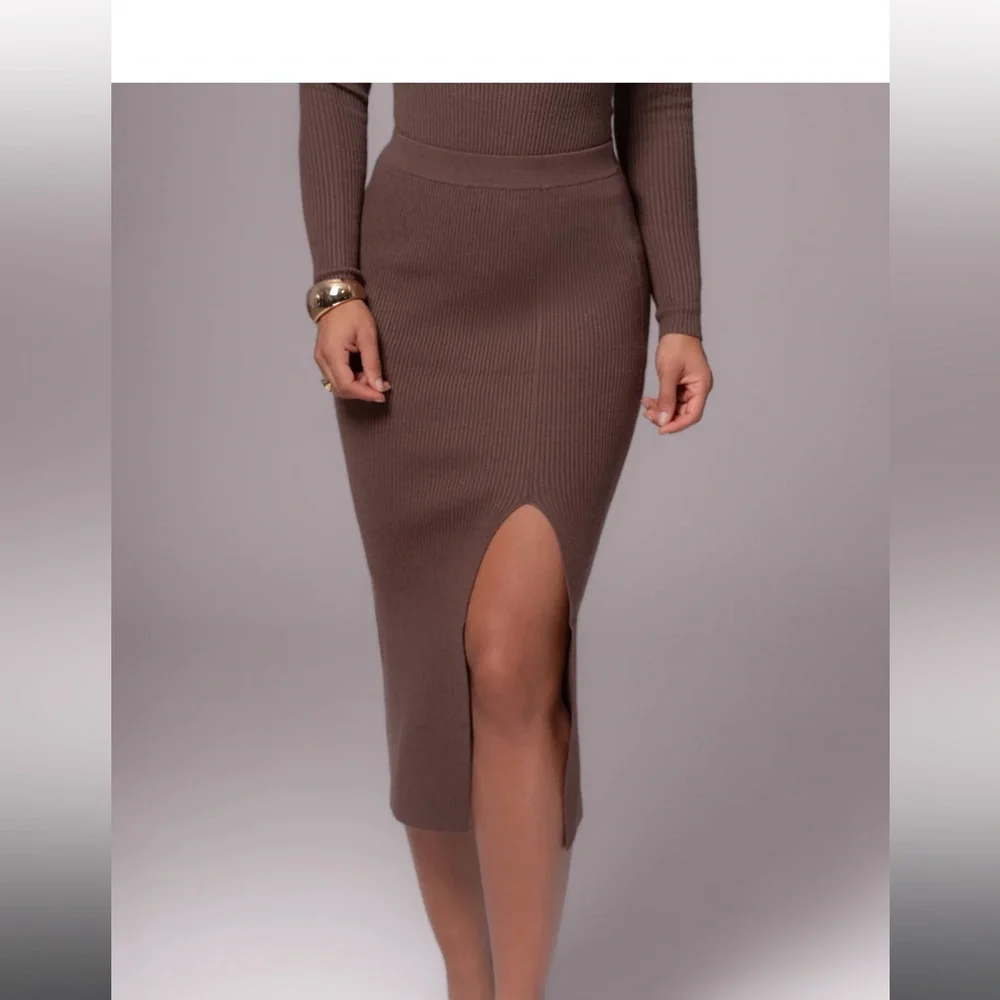 JLUXLABEL Brown Ribbed Knit Skirt - Picture 1 of 6